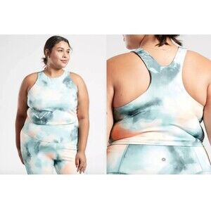 Athleta Conscious Crop Sports Bra